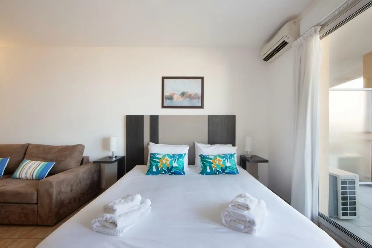 Monaco, Sea View, Bright Studio Beausoleil Apartment